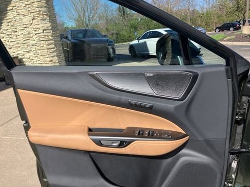 Used 2025 Lexus NX 350 AWD w/ Luxury Package image 9