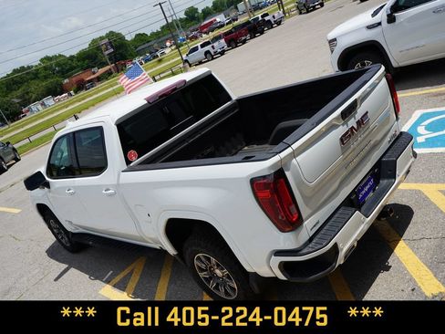 Used 2024 GMC Sierra 1500 AT4 w/ Technology Package AWD/4WD image 13
