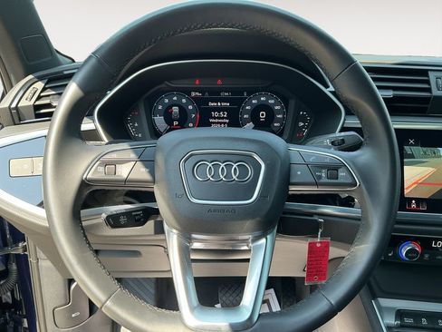 Used 2022 Audi Q3 2.0T Premium Plus AWD/4WD image 13
