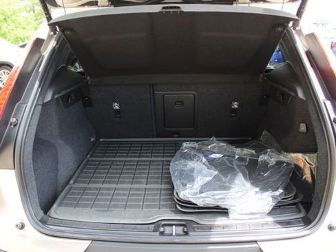 Used 2023 Volvo XC40 B5 Ultimate w/ Climate Package AWD/4WD image 20