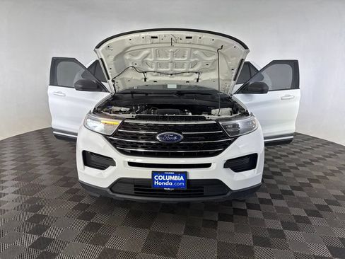 Used 2020 Ford Explorer XLT w/ Comfort Package AWD/4WD image 15