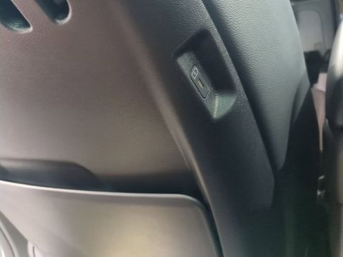 Used 2025 Hyundai Santa Fe Limited image 29