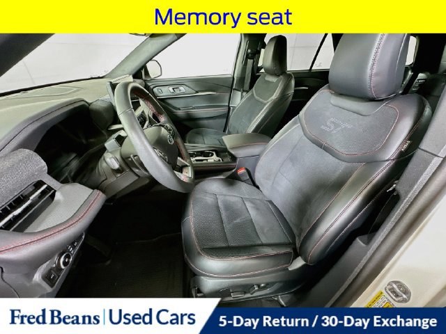 Certified 2025 Ford Explorer ST AWD/4WD image 25