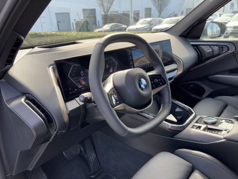 Certified 2025 BMW X3 xDrive30i image 16