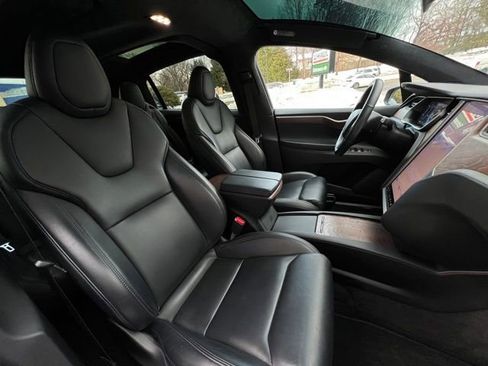 Used 2020 Tesla Model X Long Range image 31