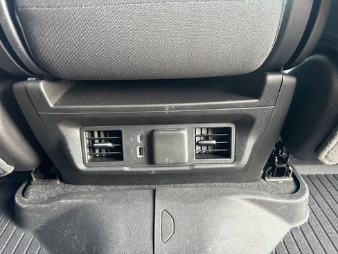 Used 2025 Chevrolet Silverado 2500 LT AWD/4WD image 26