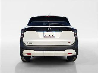 New 2026 Nissan Kicks SR FWD video 4