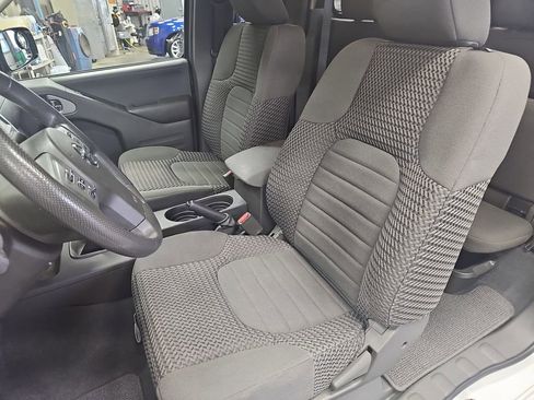 Used 2019 Nissan Frontier SV RWD image 14