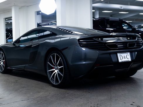 Used 2015 McLaren 650S Base image 4