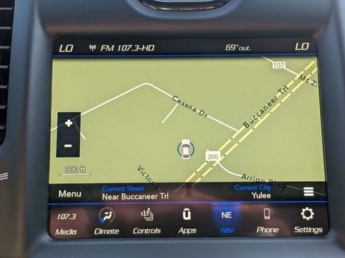 Certified 2023 Chrysler 300 C RWD image 22