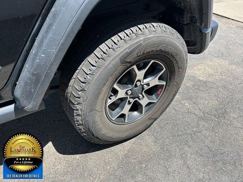 Used 2018 Jeep Wrangler Unlimited Rubicon w/ Steel Bumper Group image 19