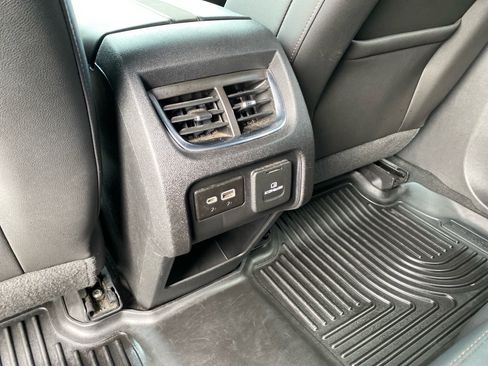Used 2019 Chevrolet Blazer Premier w/ Sun and Wheels Package FWD image 21