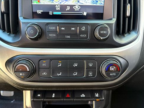 Used 2018 GMC Canyon SLE w/ SLE Convenience Package image 22