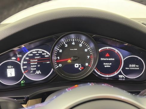 Used 2021 Porsche Cayenne S image 15