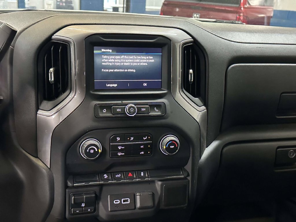 Used 2021 Chevrolet Silverado 1500 Custom Trail Boss w/ LPO, Dark Essentials Package AWD/4WD image 19