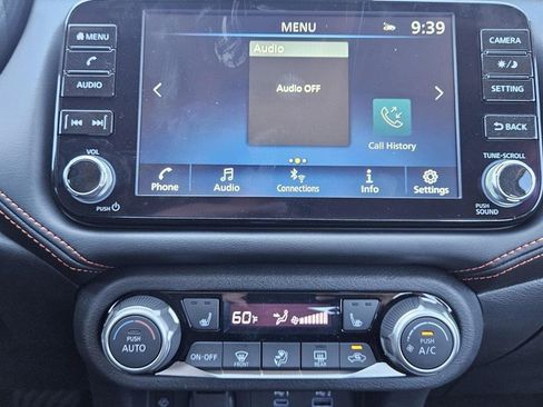 New 2025 Nissan Versa SR w/ Trunk Package image 13