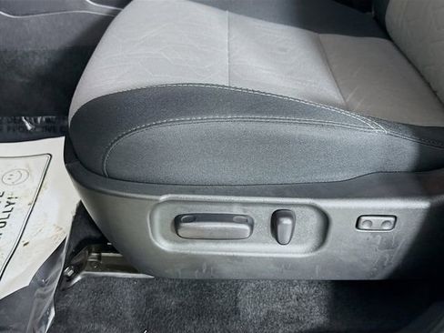 Used 2023 Toyota Tacoma SR image 18