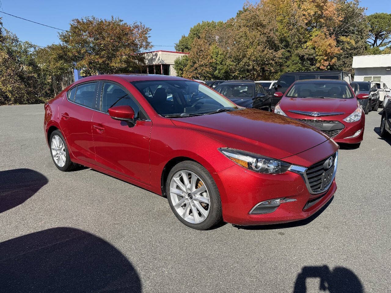 Used 2017 MAZDA MAZDA3 Touring w/ Popular Equipment Package FWD image 3