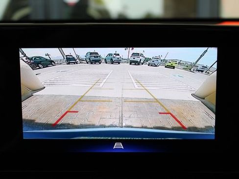 Used 2025 Chevrolet TrailBlazer LT w/ LPO, Blackout Package FWD image 19