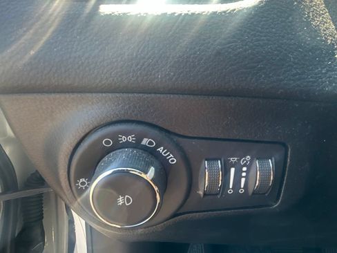 Used 2021 Jeep Compass Trailhawk w/ Convenience Group AWD/4WD image 18