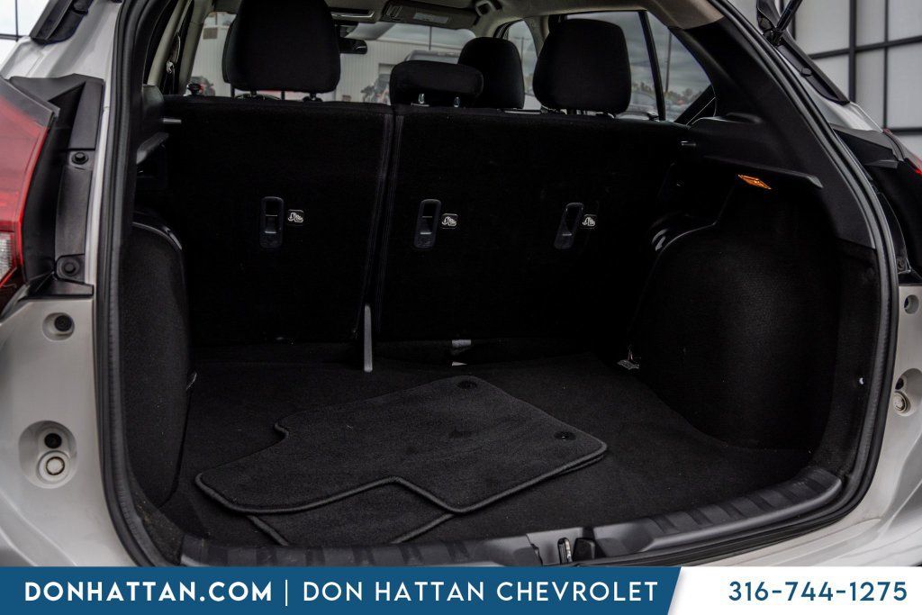 Used 2024 Nissan Kicks S FWD image 27