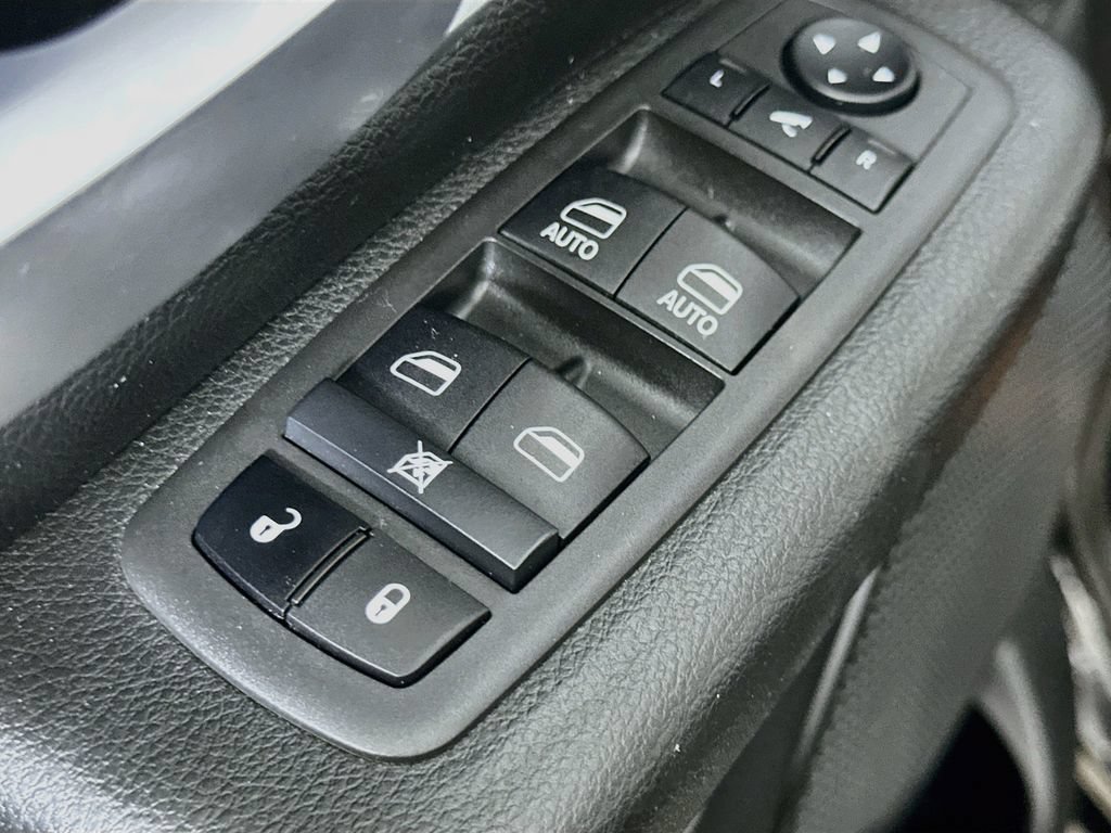 Used 2022 RAM 1500 Big Horn AWD/4WD image 22
