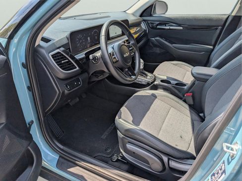 Used 2024 Kia Seltos S image 29