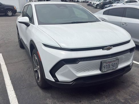 Used 2025 Chevrolet Equinox EV LT FWD image 1