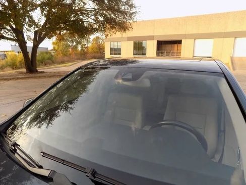 Used 2014 Mercedes-Benz E 350 Sedan image 12