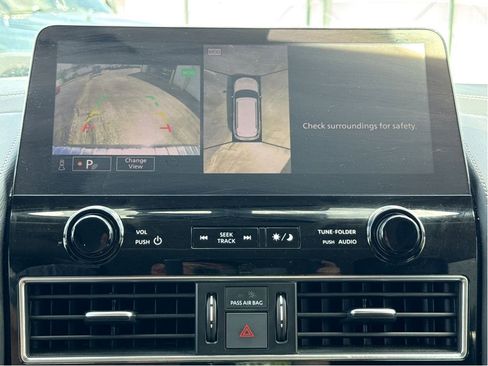 Used 2024 INFINITI QX80 Luxe image 17