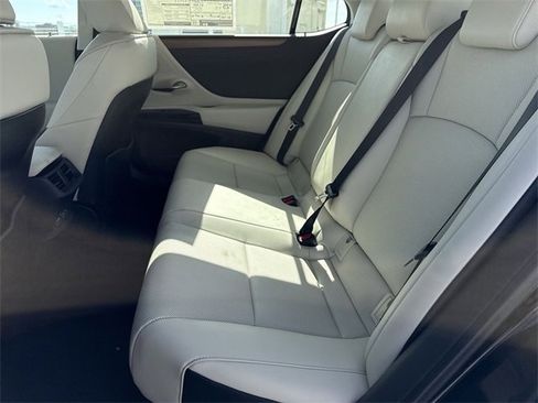 New 2025 Lexus ES 350 w/ Premium Package image 23