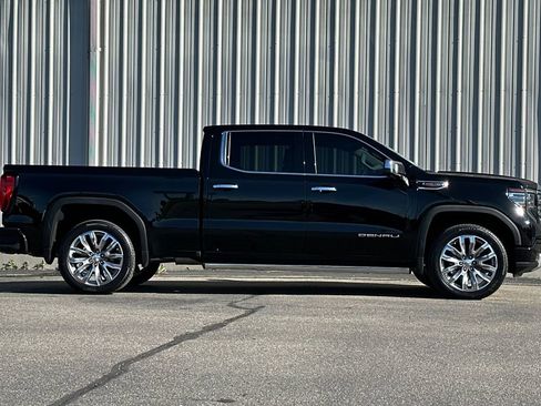Used 2025 GMC Sierra 1500 Denali w/ Denali Reserve Package image 3