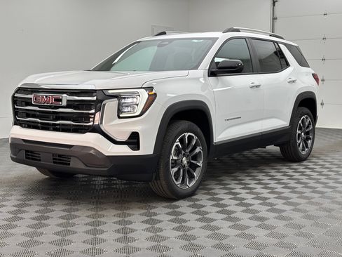 New 2027 GMC Terrain Elevation w/ Elevation Premium Package FWD image 2