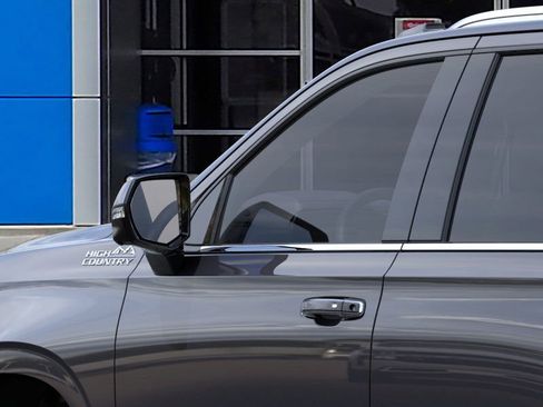 New 2026 Chevrolet Tahoe High Country w/ Sun And Tow Package image 12