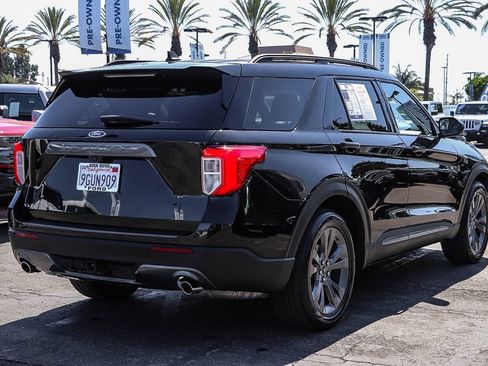 Certified 2023 Ford Explorer XLT w/ Equipment Group 202A RWD image 7