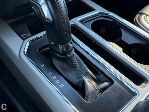 Used 2018 Ford F150 Lariat w/ Equipment Group 501A Mid image 21