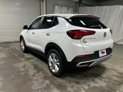 Used 2023 Buick Encore GX Preferred w/ Cold Weather Comfort Package AWD/4WD image 5