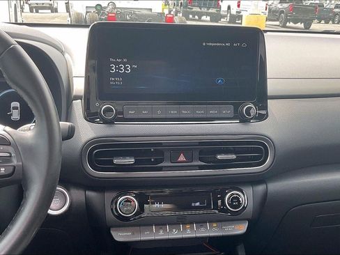 Used 2023 Hyundai Kona Limited AWD/4WD image 6