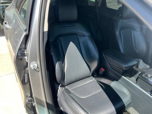 Used 2024 Kia Sportage EX AWD/4WD image 25