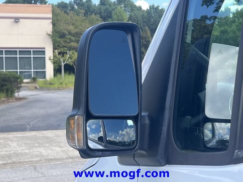 Used 2025 Mercedes-Benz Sprinter 2500 image 26