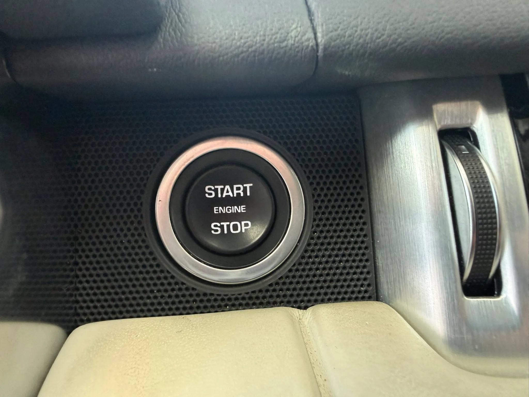 Used 2020 Land Rover Range Rover HSE AWD/4WD image 20
