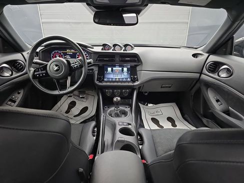 Used 2024 Nissan Z Performance w/ Floor Mat Package image 21