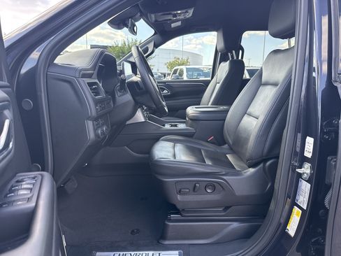 Used 2024 Chevrolet Suburban LT AWD/4WD image 9