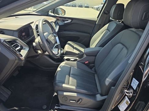 Used 2023 Audi Q4 e-tron Premium Plus w/ Premium Plus RWD image 10