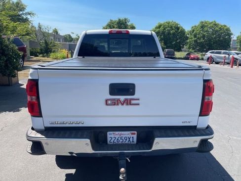 Used 2015 GMC Sierra 1500 SLT w/ SLT Crew Cab Value Package AWD/4WD image 5