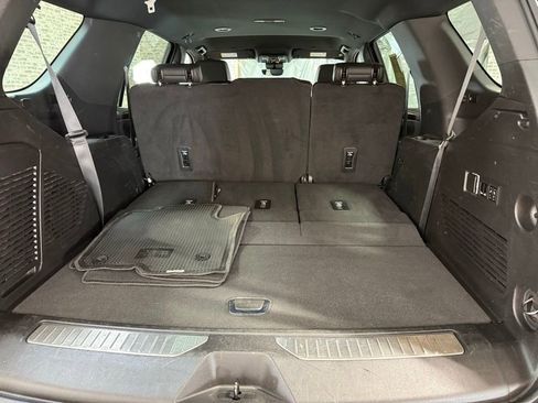 Used 2023 Chevrolet Tahoe High Country image 14