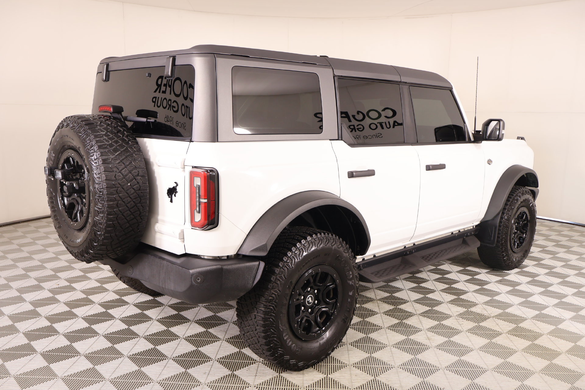 Used 2022 Ford Bronco Wildtrak AWD/4WD image 21