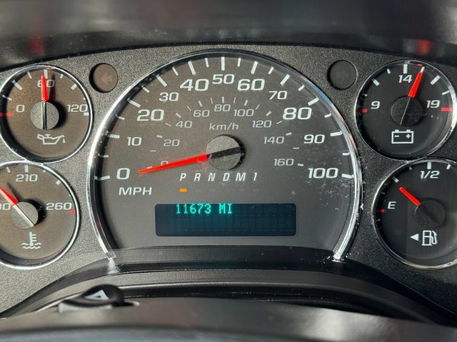 Used 2025 GMC Savana 2500 w/ Driver Convenience Package RWD image 19