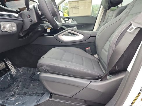 New 2026 Mercedes-Benz GLS 450 4MATIC image 18
