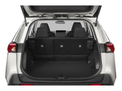 Used 2024 Toyota RAV4 LE image 11